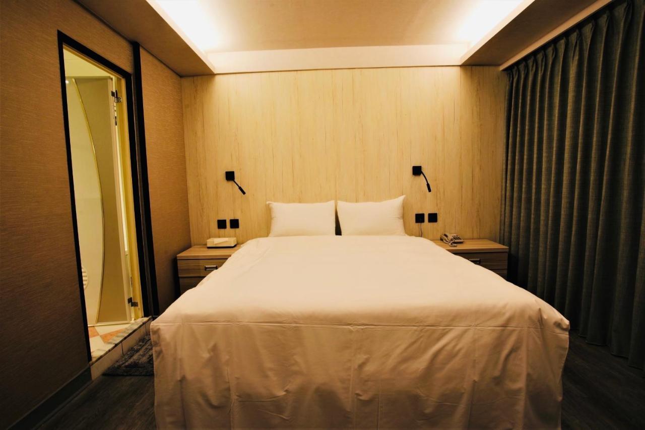 Golden Home Hotel Тайпей Екстериор снимка