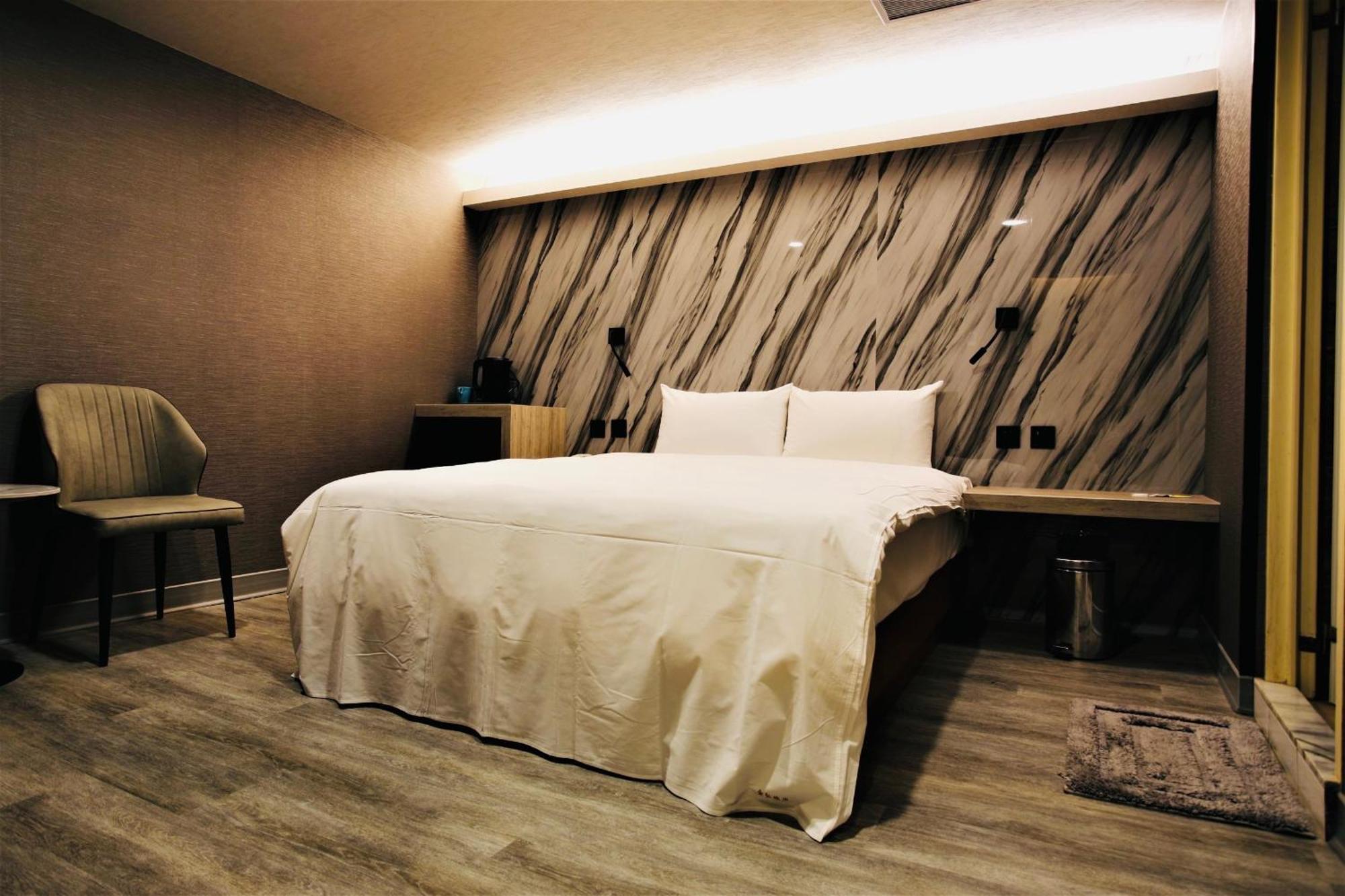 Golden Home Hotel Тайпей Екстериор снимка