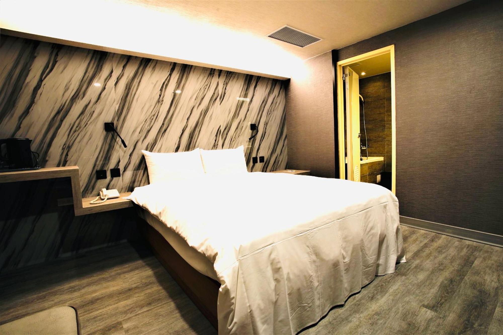 Golden Home Hotel Тайпей Екстериор снимка